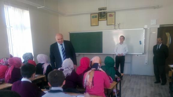 İlçe Milli Eğitim Müdürü Ercan GÜLTEKİN İmam Hatip Ortaokulunu Ziyaret Etti
