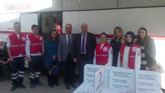 Gümüşhacıköy Mesleki Ve Teknik Anadolu Lisesi Kan Bağışı Kulübü Öğrencilerince Düzenlenen Bağış Kampanyası
