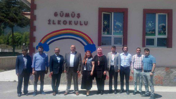 Eğitim ve Öğretimde Yenilikçilik Ödülleri Değerlendirme Komisyonu İlçe Milli Eğitim Müdürü Ercan Gültekin i ve Gümüş ilkokulunu ziyaret etti.