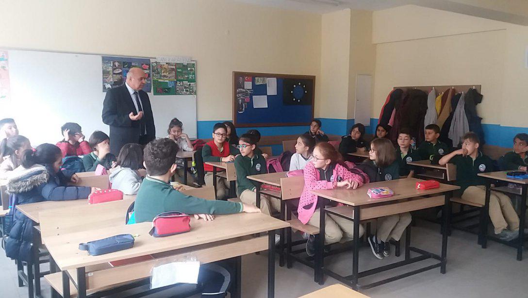 "Değerlerimi Biliyorum Projesi"  için İlçe Milli Eğitim Müdürü Ercan Gültekin Okullara Ziyaret Gerçekleştirdi.