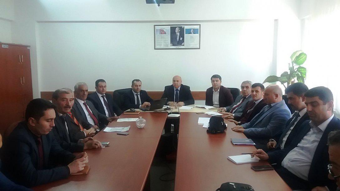 İlçe Milli Eğitim Müdürümüz Ercan Gültekin başkanlığında "2023 Eğitim Vizyonu Değerlendirme Toplantısı" düzenlendi.