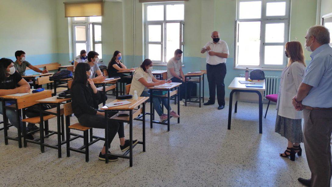 İlçe Milli Eğitim Müdürü Ercan Gültekin  DYK Kurslarını Ziyaret Ediyor.