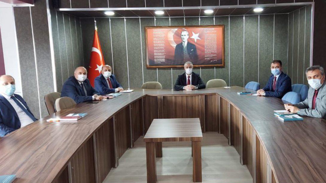 Amasya İl Geneli Eğitim Öğretim Değerlendirme Toplantısı Gümüşhacıköy' de Gerçekleştirildi.