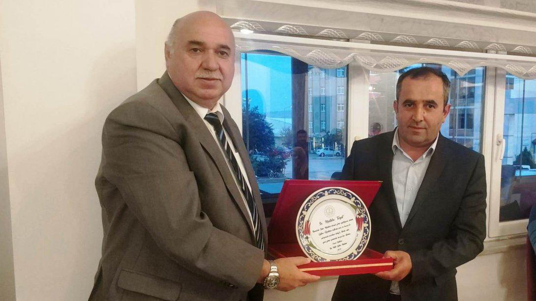 Tayini Çıkan Şube Müdürümüz Mustafa Turgut' a Veda Yemeği Düzenlendi