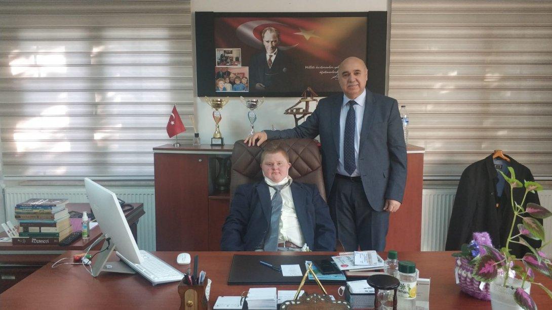 Rehabilitasyon Merkezince İlçe Mili Eğitim Müdürü Ercan Gültekin' e Ziyaret