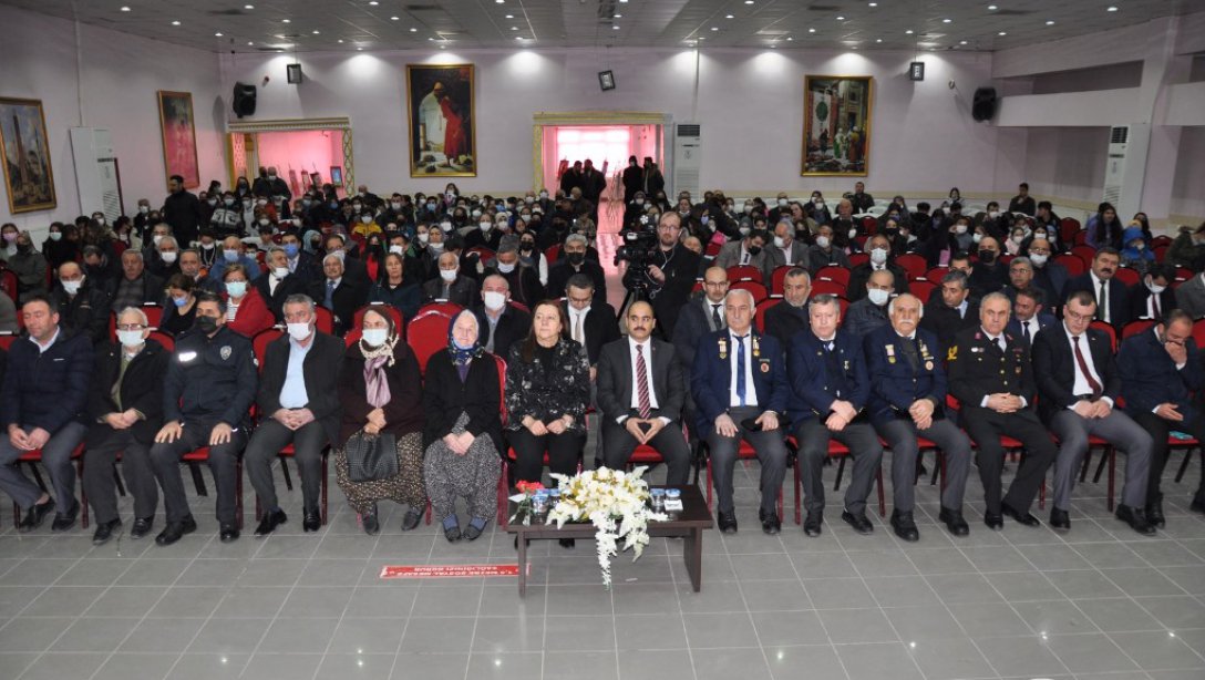 18 Mart Şehitleri Anma Günü ve Çanakkale Deniz Zaferinin 107. yıl Dönümü Anma Programları Gerçekleştirildi.