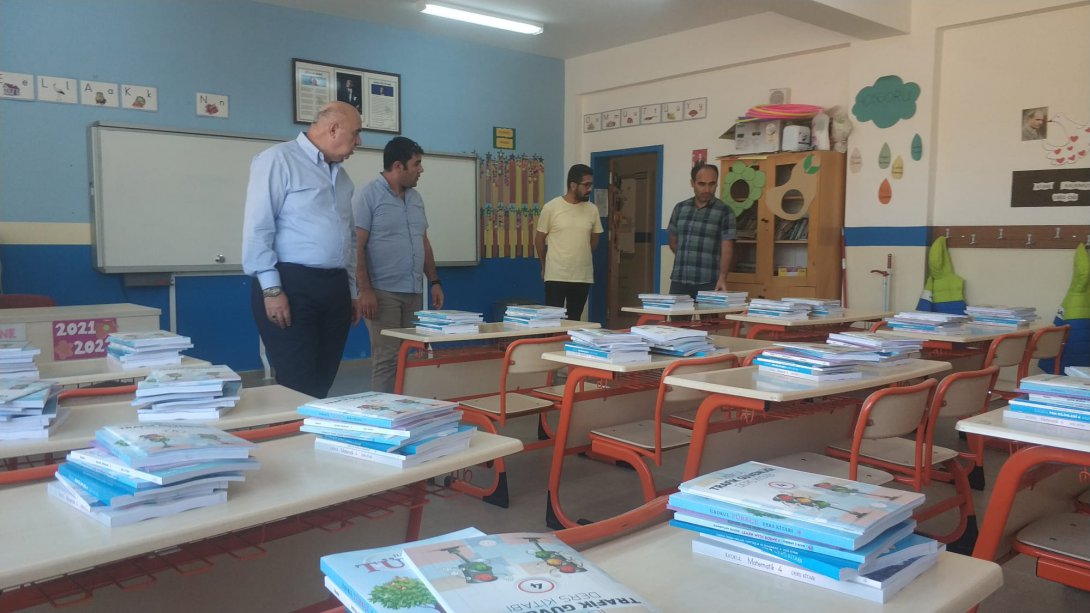 İlçe Milli Eğitim Müdürümüz Ercan Gültekin Yeni Eğitim-Öğretim Yılı Hazırlıklarını Denetledi.