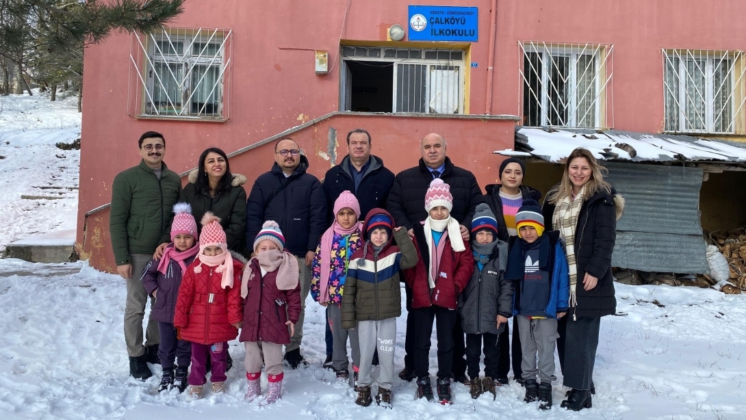 GÜMÜŞHACIKÖY ÇAL KÖYÜ İLKOKULU ÖĞRENCİLERİNİN MUTLU GÜNÜ