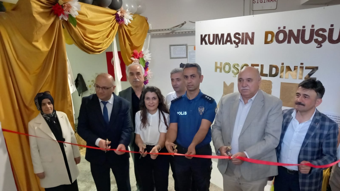 GÜMÜŞHACIKÖY'DE SANAT VE EMEK BULUŞTU: 