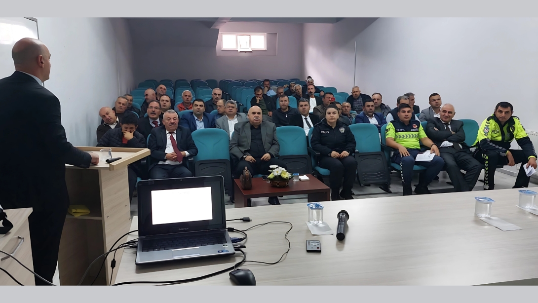 2025–2026 Eğitim Yılı Taşımalı Eğitim Toplantısı Gerçekleştirildi